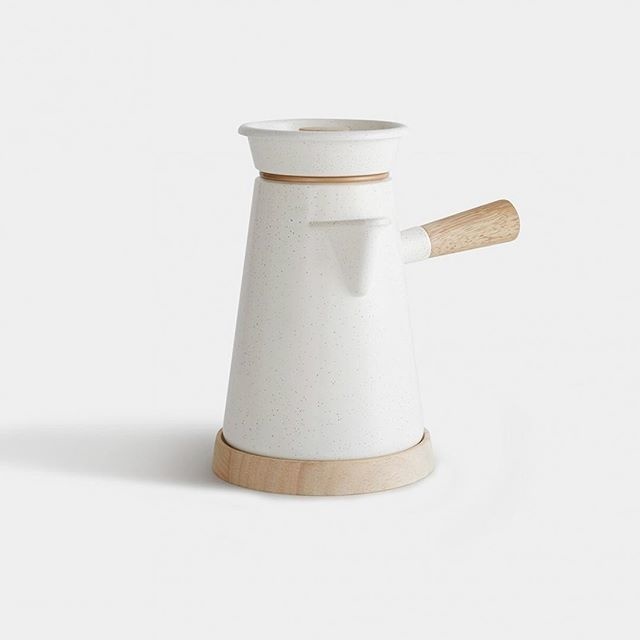@castordesign went oldschool for this cowboy kettle with a beautiful design.â € .â € .â € .â € .â € .â € #minimalism #minimalistic #productd