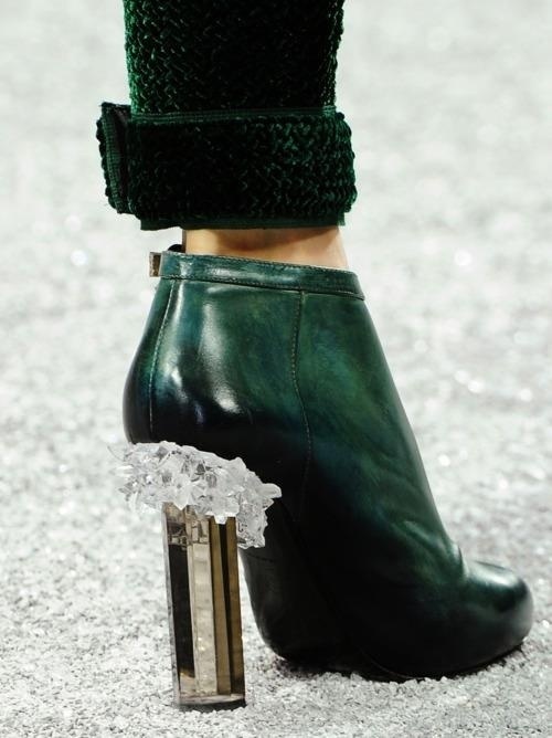 Pinned Image #crystal #heel #shoes #green