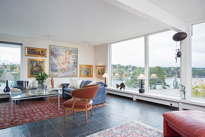 Swedish house with a generous view of the sea - www.homeworlddesign. com (16) #sweden #architecture #interiors
