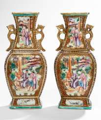 Pair of baluster vases in the colors of the 'Mandarin Palette' #Sets #Tea sets #Porcelain sets #Antique plates #Plates #Wall plates #Figures #Porcelain figurines #porcelain