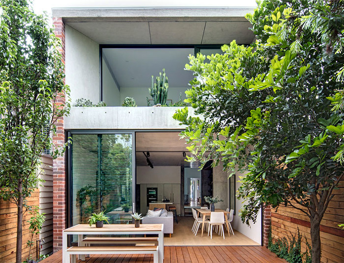 CO-AP Renovated and Extended a Typical Suburban Home in Sydney - InteriorZine