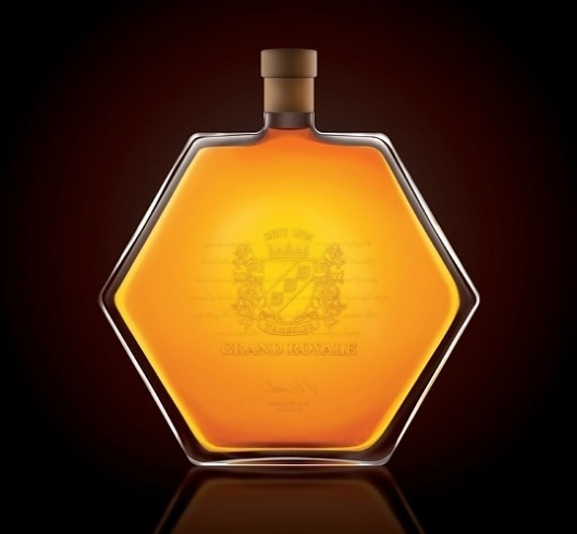 Wamssler Grand Royale | Lovely Package #bottle #alcohol #yellow #design #clean #minimal #amber #spirit #hexagon #package