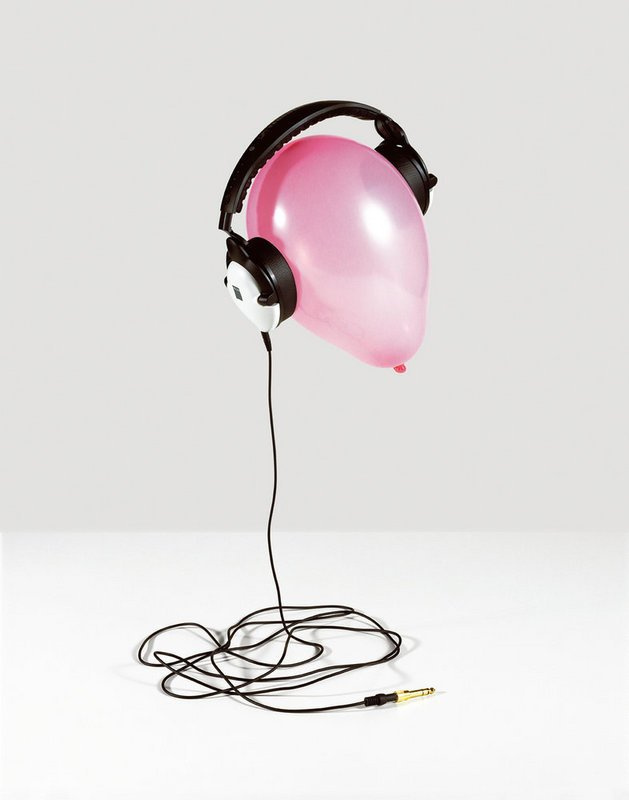 Jenny van Sommers | Still-life photographer | Editorial #balloon #headphones