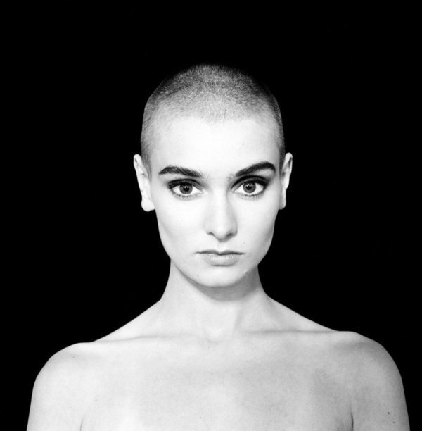 Wyniki Szukania w Grafice Google dla http://www.machina.pl/_i/thumb/c56b/01/43/600_612/14362.jpg #shortcut #celebrity #blackwhite #woman #white #photo #& #oconnor #inead #black #sinead #music #singer
