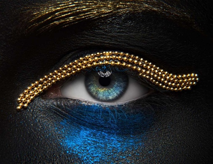 Macro Beauty: Glamour Photography by Alex Malikov