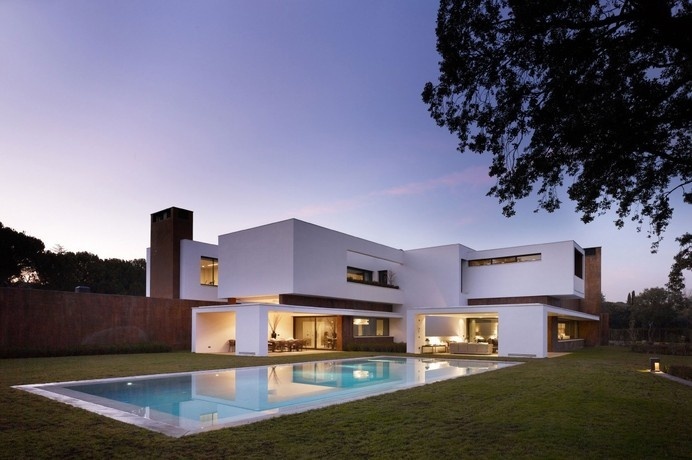 Imposing House With Volumes and a Sense of Privacy by Dahl Architects + GHG Architects #architecture