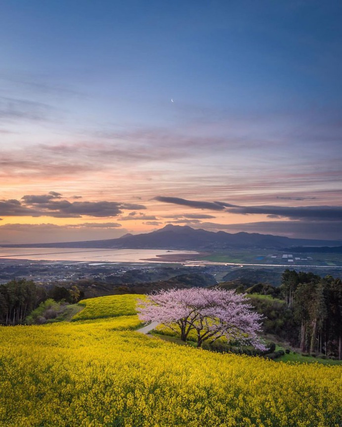 Magical Urban and Natural Landscapes in Japan by Hiroki Furukawa