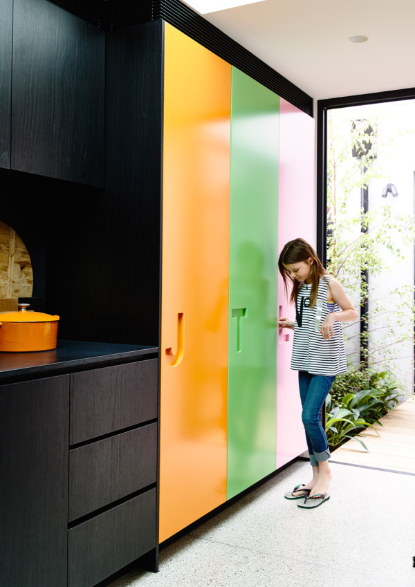 STUNNING MODERN HOME FOR A FAMILY OF FIVE WITH UNIQUE DETAILS