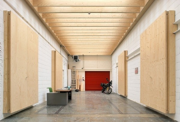 Studio Koen van den Broek by Tijl Vanmeirhaeghe + Carl Bourgeois #modern #design #minimalism #minimal #leibal #minimalist