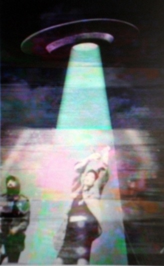 UGLY IS PRETTY #alien #phtoography #overlay