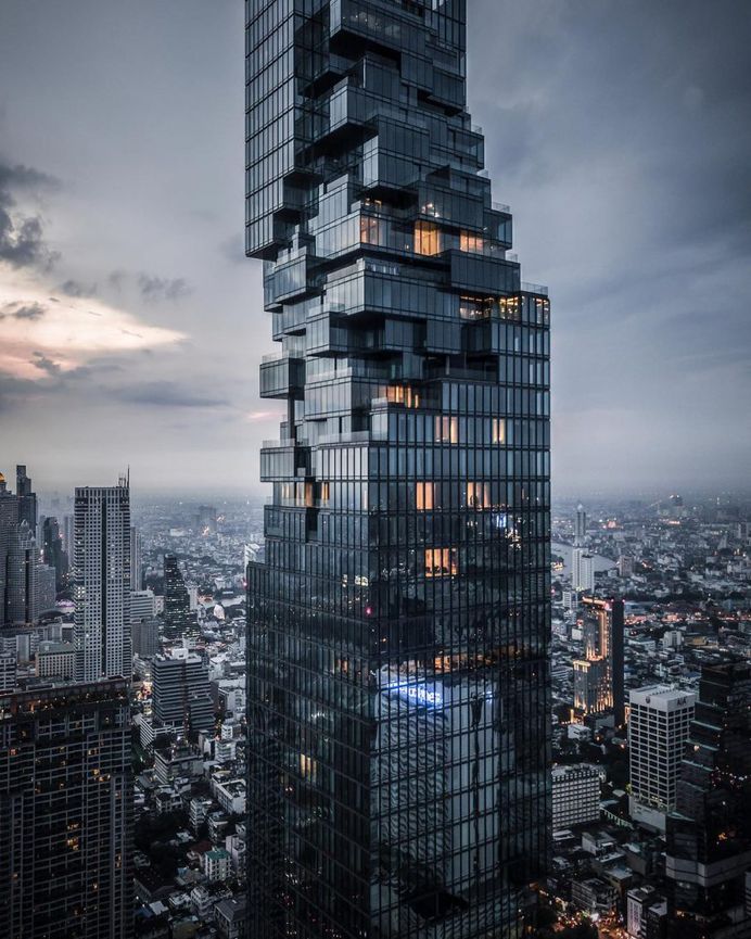 Cyberpunk Shanghai: Urban Photography by Victor Chiang