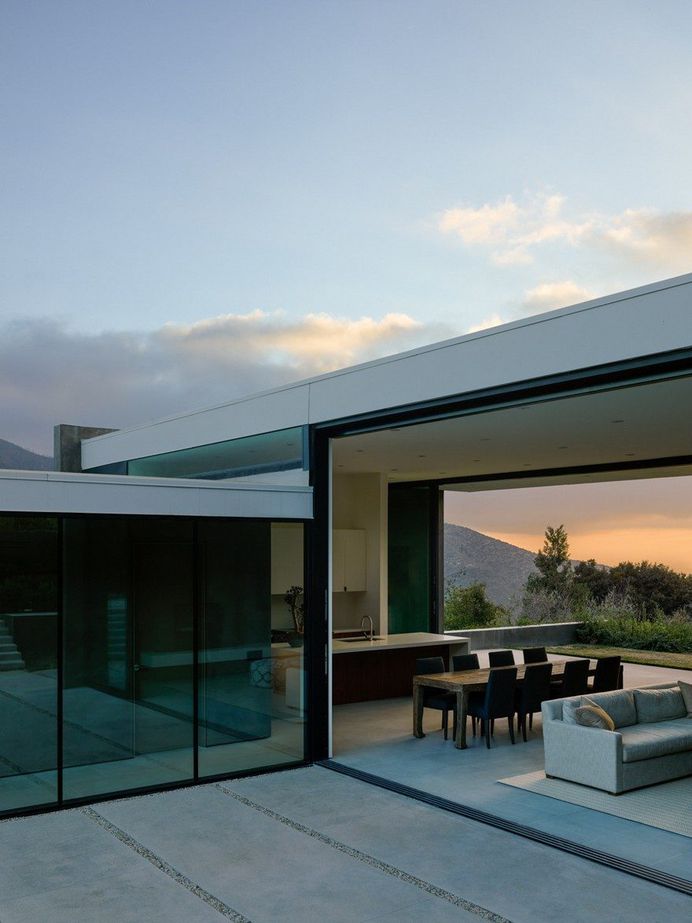 Wild Lilac Residence by Walker Workshop 9