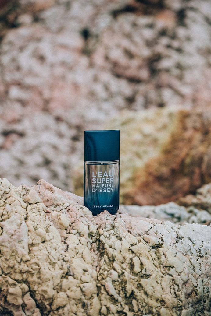 L'EAU SUPER MAJEURE D'ISSEY - Fucking Young!