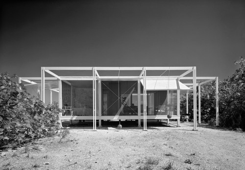 » Walker Guest House by Paul Rudolph, 1953 :minimalicious #archtitecture #rudolph #house