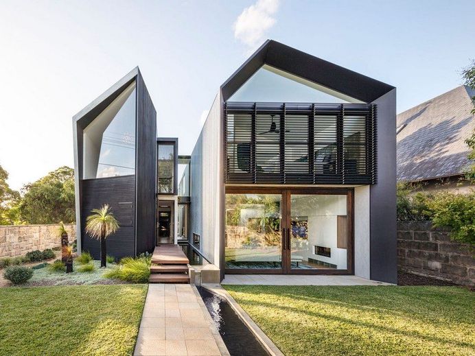Iron Maiden House by CplusC Architectural Workshop