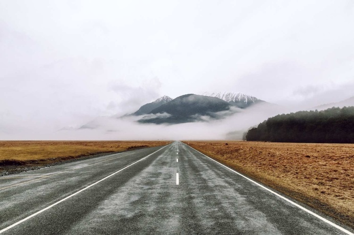 New Zealand Roads by Albert Oriol