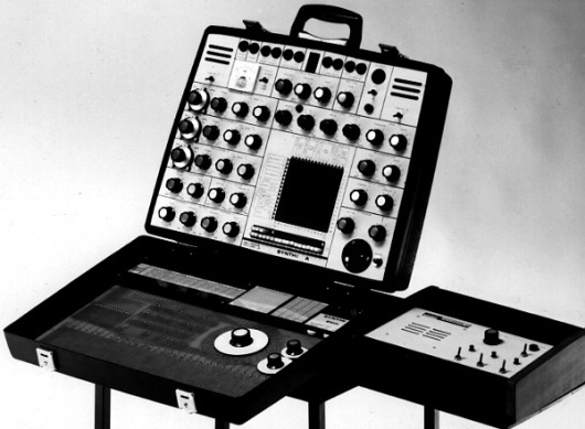 Futureness » Synthi AKS 1972 #synth