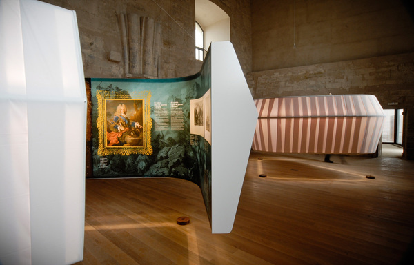La Suda #estudi #history #design #graphic #torras #exhibition #conrad #environmental #lleida #lamps #castle