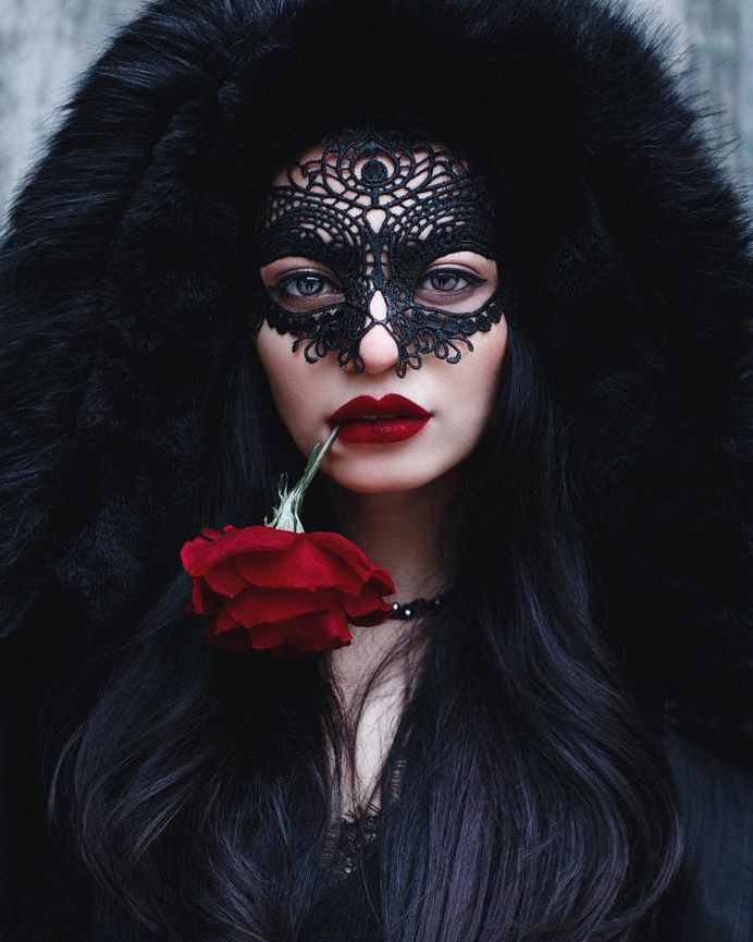 Dark Beauty and Fine Art Portrait Photography by Kenul Rustamova