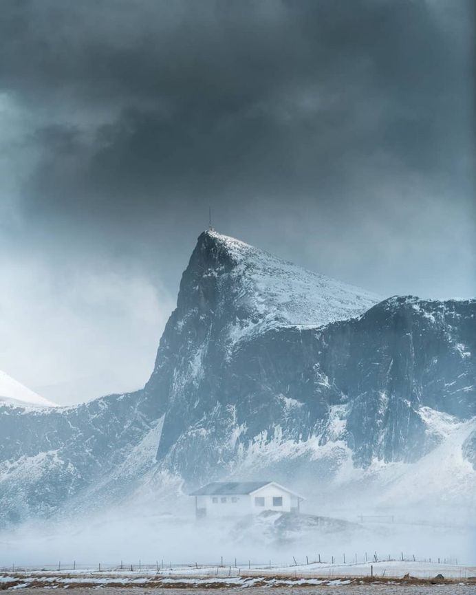 Stian Klo Captures The Most Beautiful Places in Lofoten Islands