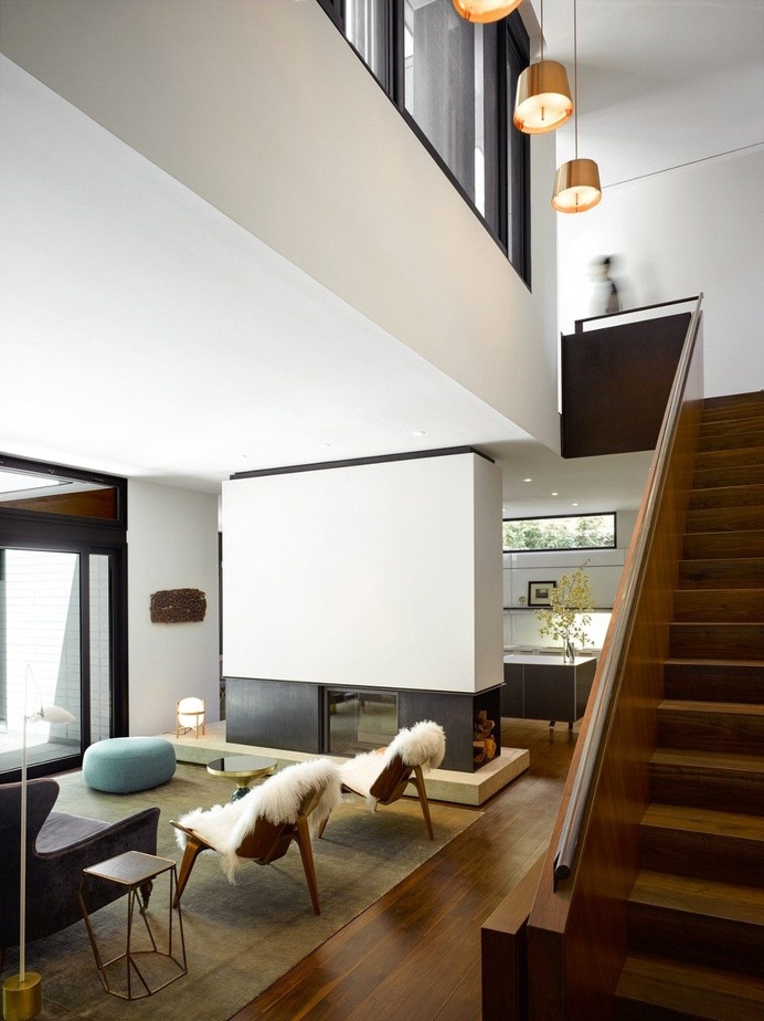 Hoggs Hollow Valley House 5