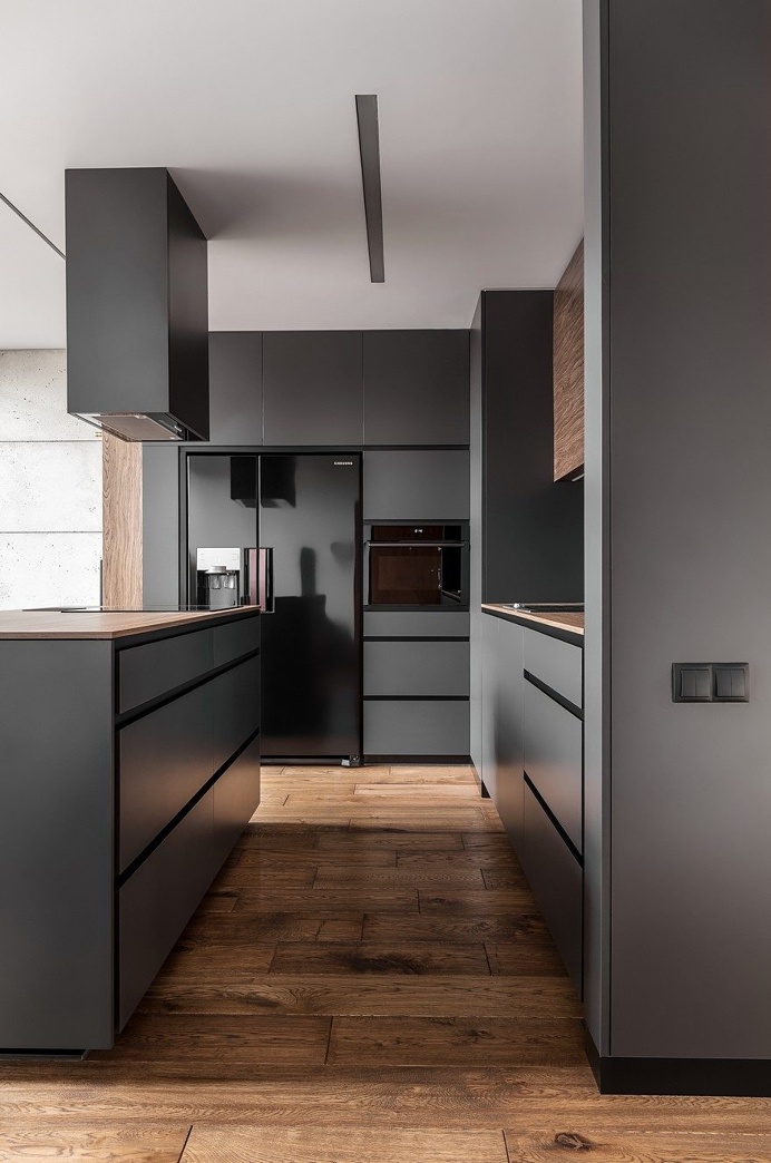 Instantly Captivating Wood and Graphite Apartment in Poznan by Metaforma 5
