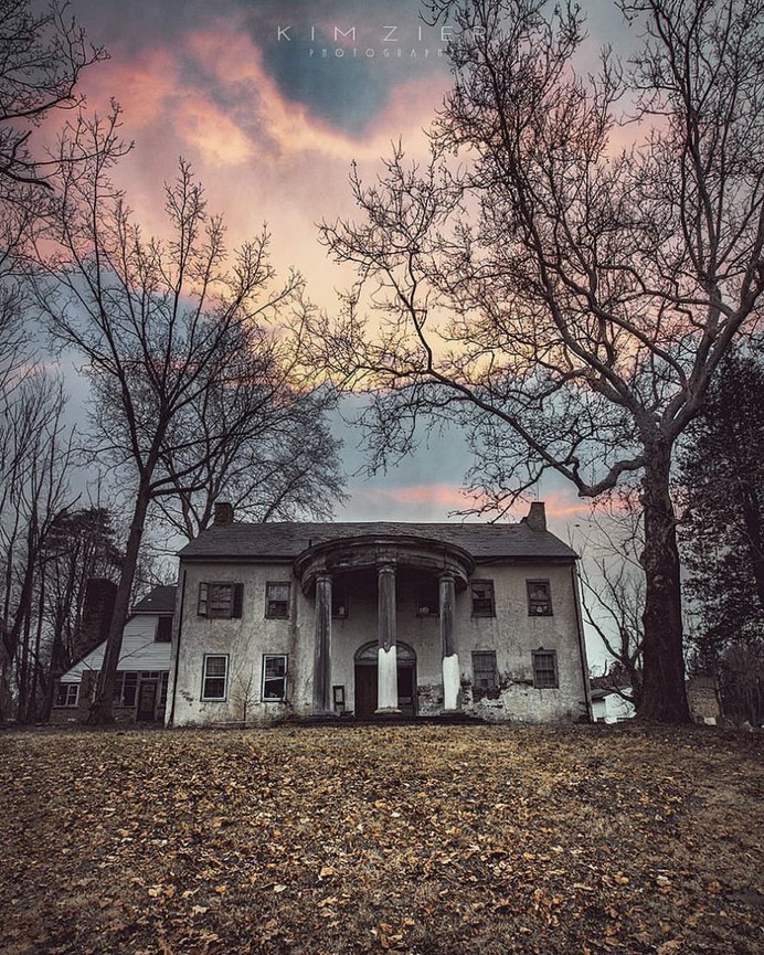 Outstandingly Beautiful Abandoned Photography by Kim Zier