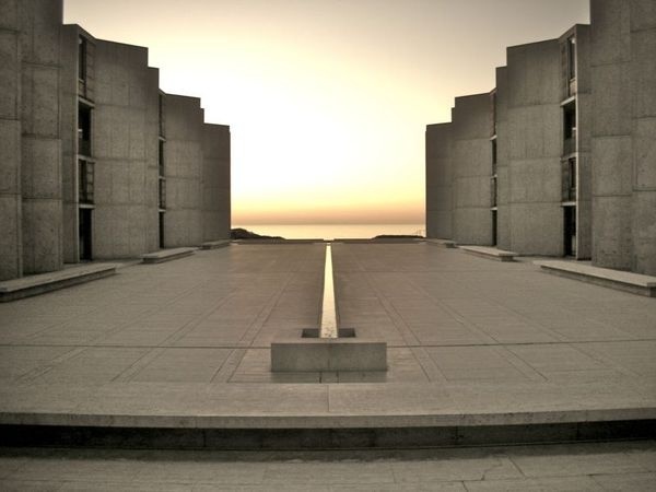 Google Image Result for http://24.media.tumblr.com/tumblr_lj516xA7JP1qz8vmxo1_1280.jpg #138&tx=41&ty=54 #wwwgooglecoukimgresq=louis+kahn5c&hl=en& #http