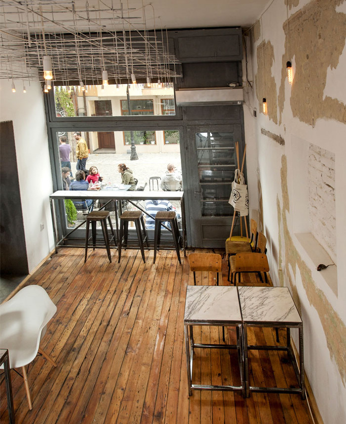 Cat and Mouse Beer Bar and Concept Store by Studio 8 ½