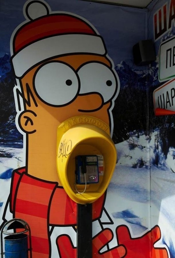 Homer Simpson creative phone booth #art #exterior #telephone #street art #phone booth #public phone
