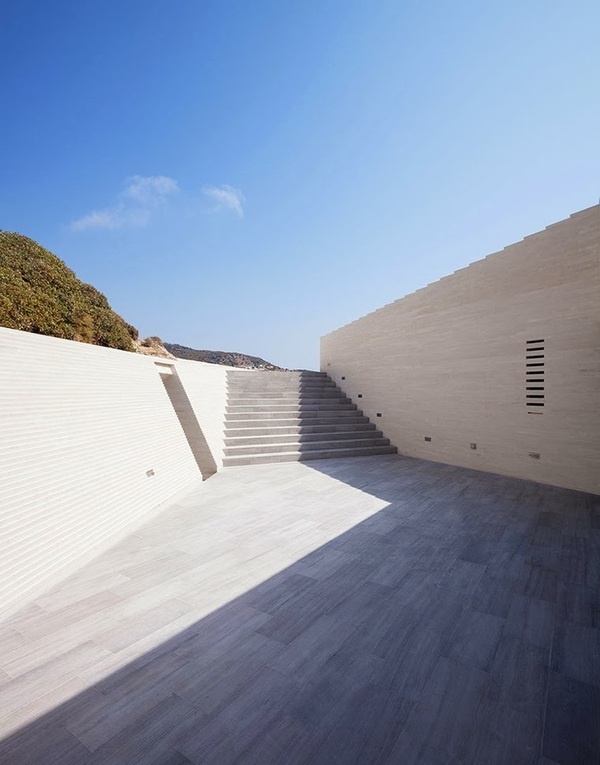 Voronoi's Corrals #light #architecture #spaces