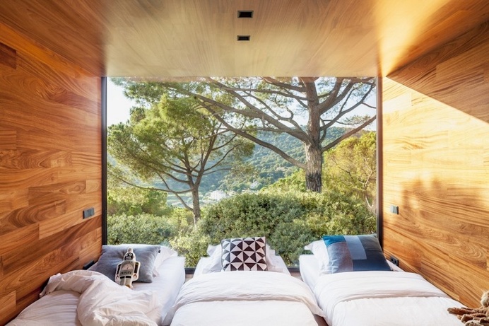 Magarola House by Lagula Arquitectes
