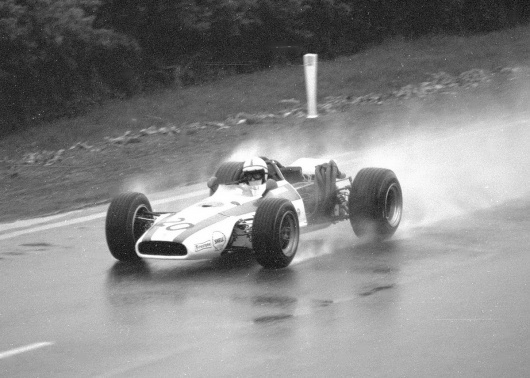 2678483461_19f7dcaf9e_o.jpg (1198×856) #francorchamps #surtees #1968 #belgium #photography #john #honda #spa