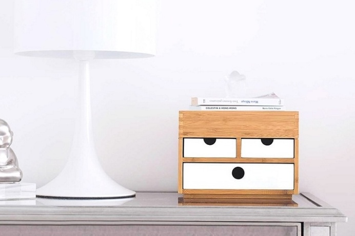 Kyotomoji is an all-functional box that can express itself! Aesthetically-pleasing but also durable and waterproof.