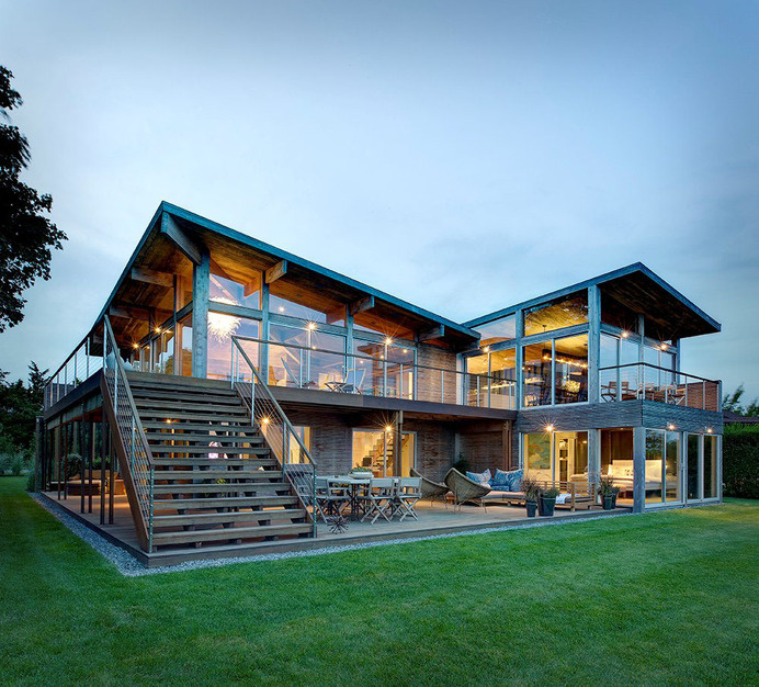 1970s Oceanview Kit House Upgraded to Elegant Family Home #oceanview #architecture