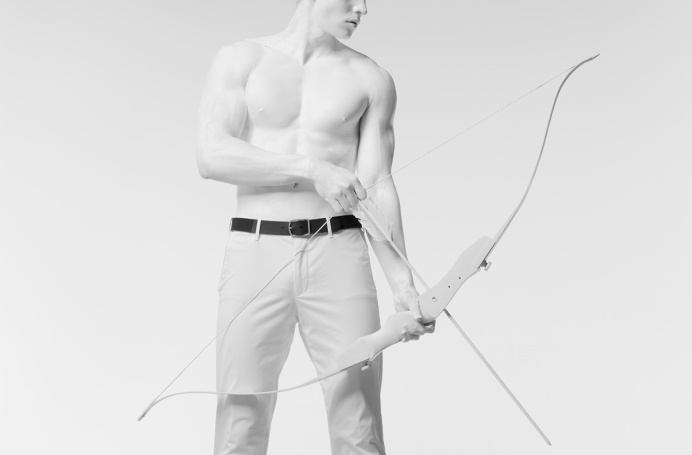 The archer. Upton Belts MMXV shoot by Wedge and Lever. #Archer #sculpture #bow #arrow #whiteonwhite #mohawk #art #real #white #black #flag #