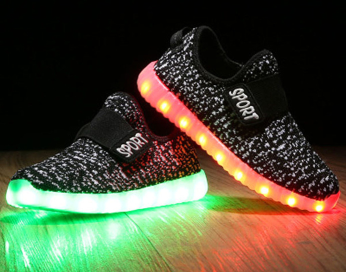 Kid's shoes hot style of male and female light up shoes seven lights