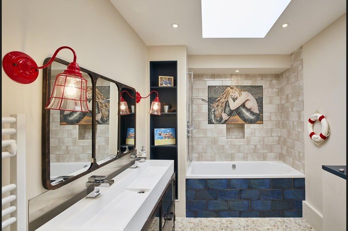 bathroom, Mulroy Architects