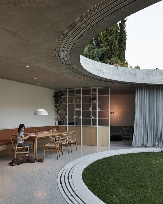 Elwood Bungalow by Rob Kennon Architects