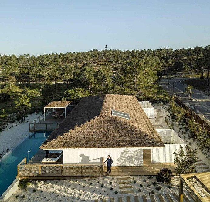 Carvalhal House / Pereira Miguel Arquitectos