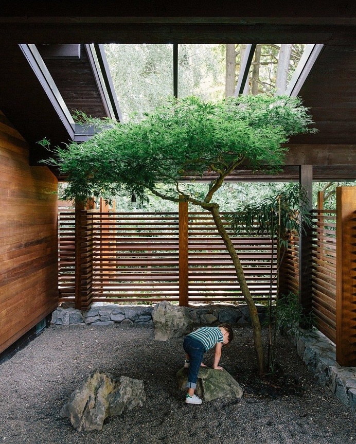 Mid-Century House Upgraded by Jessica Helgerson Interior Design 19