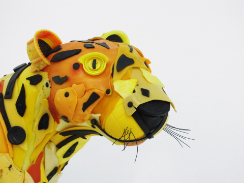 Beach Trash Used to Create Life Sized Animal Sculptures | PICDIT #sculpture #animal #color #art