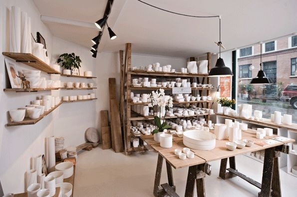 Keramiker Inge Vincents hipshops in Copenhagen. #retail #accessories #ceramics #shop #design #space #store #concept #hipshops