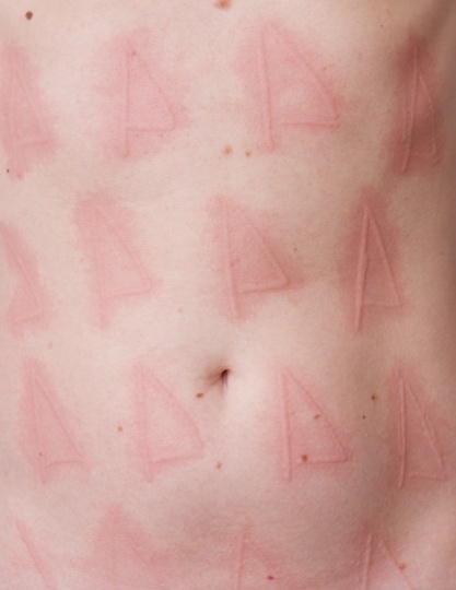 ephemeral art on skin by Ariana Page #skin #sail #tattoo #ephemeral #wound #scar