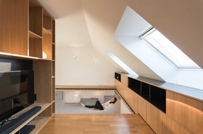 Around the Net House in Courdimanche, France / Martins Afonso Atelier de Design