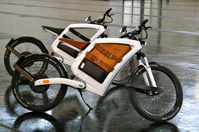 2 bikes, feddz germany, wiith leather straps #bicycle #bike