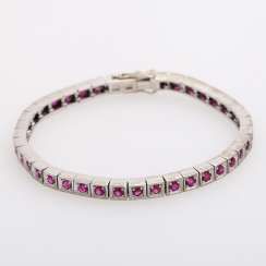 Bracelet with rundfac. Rubies