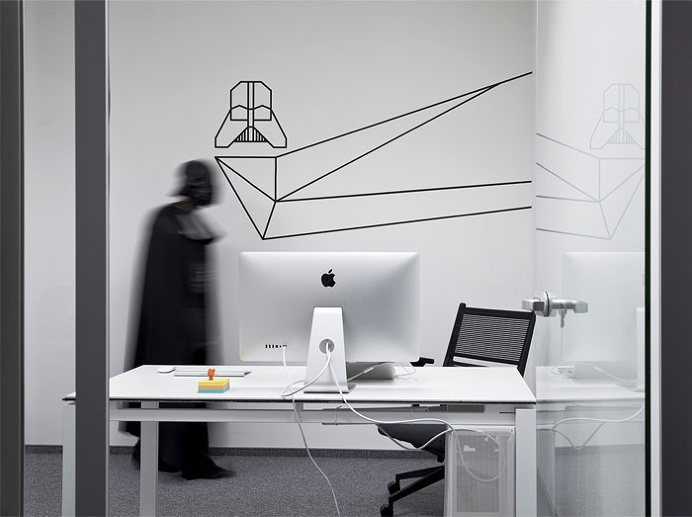 Star Wars example #180: Star Wars Inspired Office