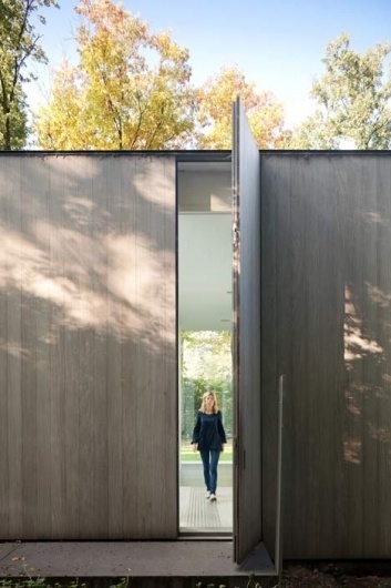 Dezeen » Blog Archive » Villa Roces by Govaert & Vanhoutte #door architecture