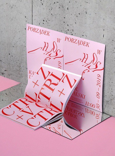 Order in Chaos - Mindsparkle Mag Martyna Wędzicka-Obuchowicz designed Order in Chaos. This project consisted on the PhD thesis & catalogue design for Karol Lewalski – an artist focusing on color linocut. #logo #packaging #identity #branding #design #color #photography #graphic #design #gallery #blog #project #mindsparkle #mag #beautiful #portfolio #designer